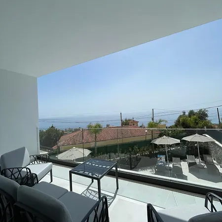 Villa27 Villa Dhermi